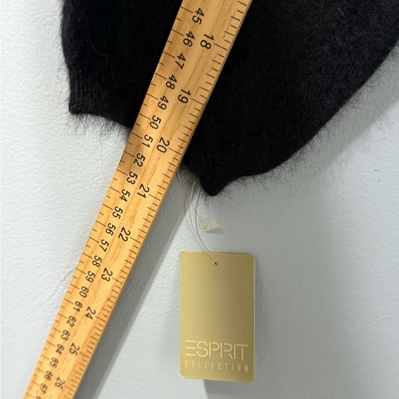 ESPRIT‎ NWT Vintage Angora Rabbit Fur Black Back V-neck Sweater 80s Medium - Picture 9 of 10